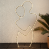 LED Dekoratiivne kuju mees kaunistab naist, minimalistlik Skandinaavia stiil