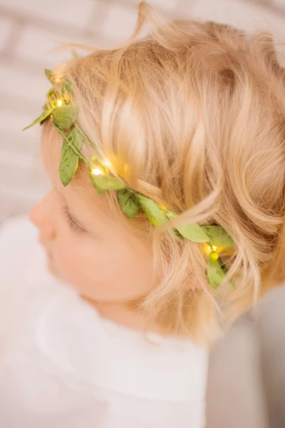 LED valguskett patareidega "Leaf" 95 cm